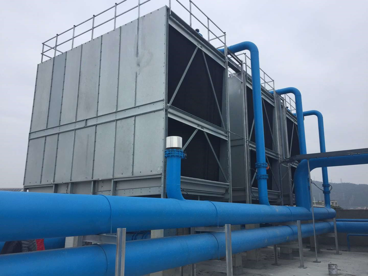 閉式冷卻塔的諸多優(yōu)勢得到了用戶們的認可!(浙江閉式冷卻塔優(yōu)勢)