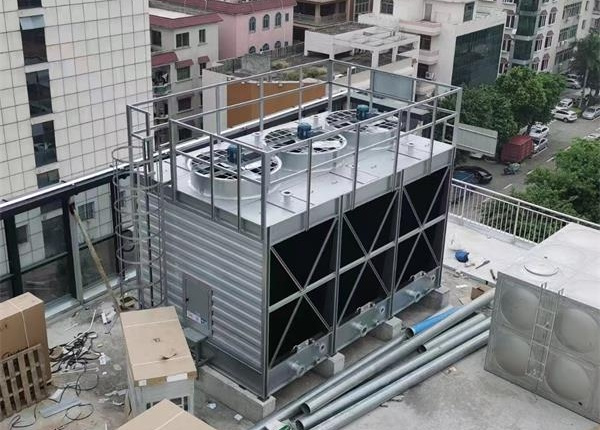 圓形冷卻塔填料確保操作系統的平常運行,抵制水溫的